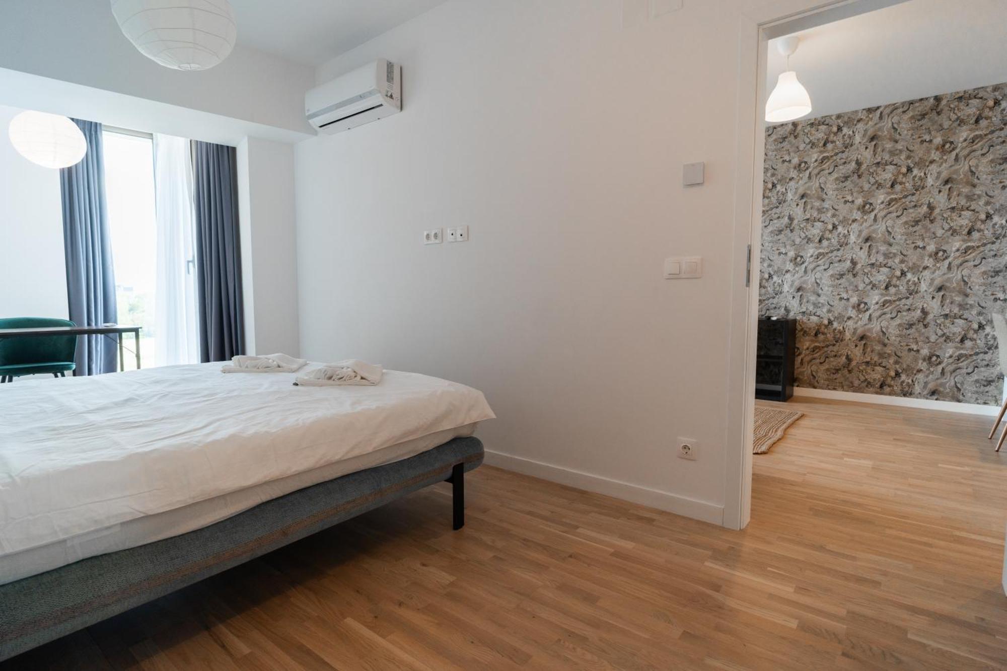 Lagoon Park Apartments With Beach View Бухарест Екстер'єр фото